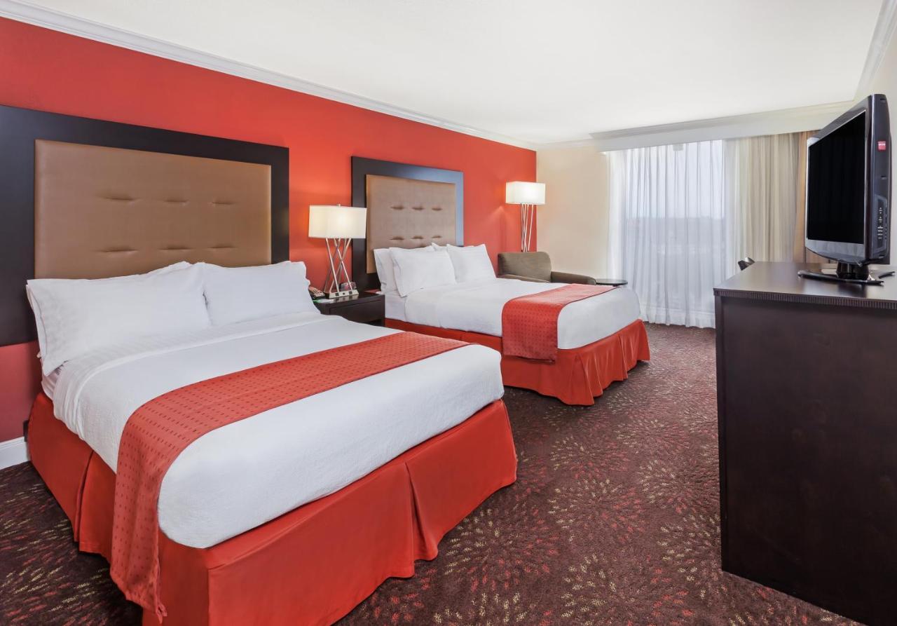 - Conference Center By Ihg Hotel 3*