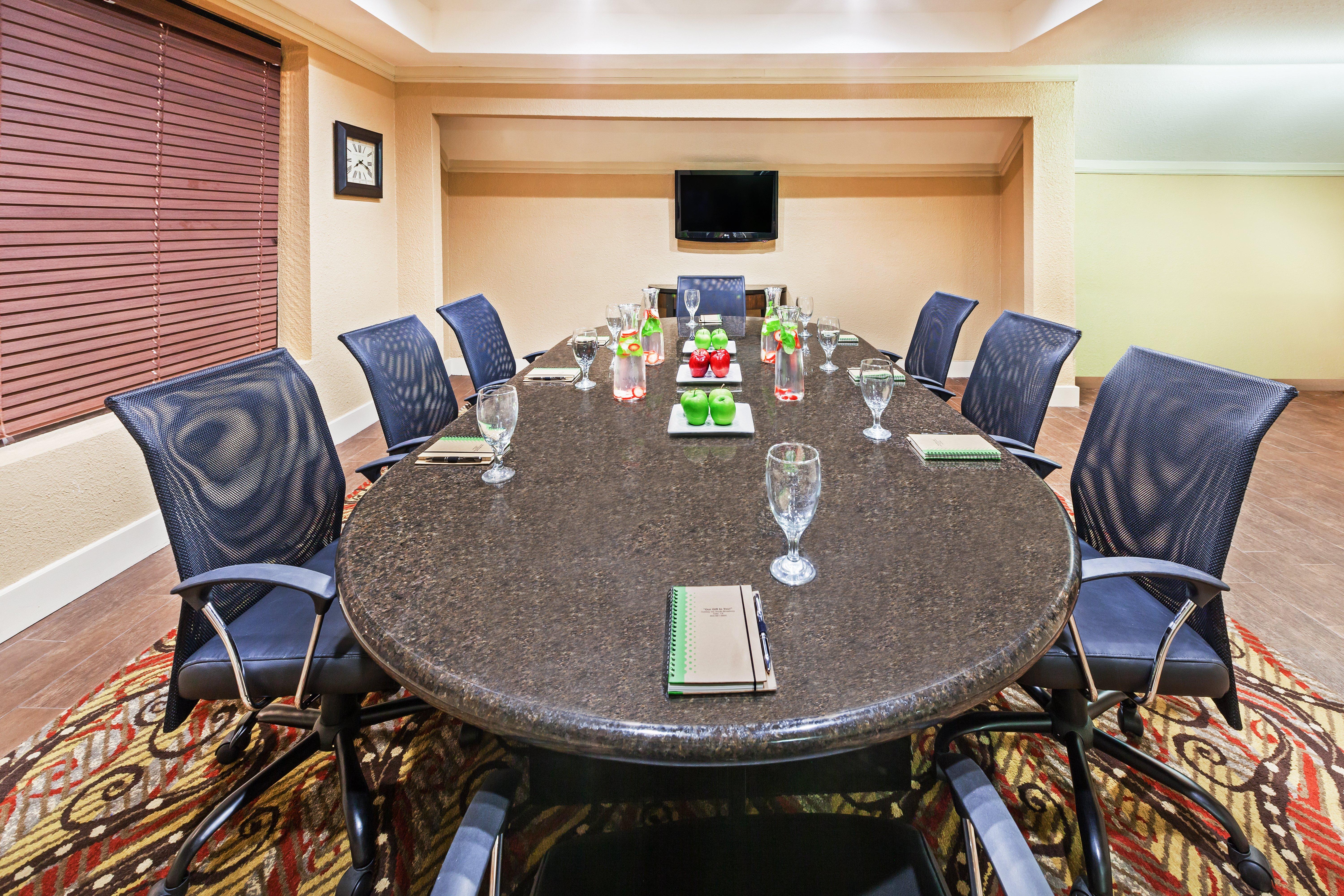 Hotel - Conference Center By Ihg