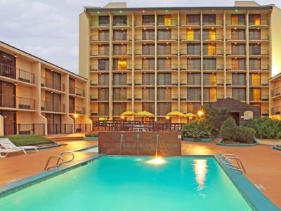 - Conference Center By Ihg Hotel 3*
